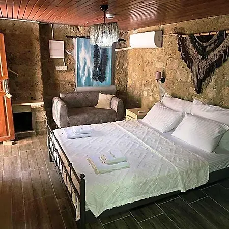 Imerek Tas Ev Alacati Hotel
