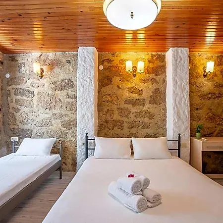 Imerek Tas Ev Alacati Hotel
