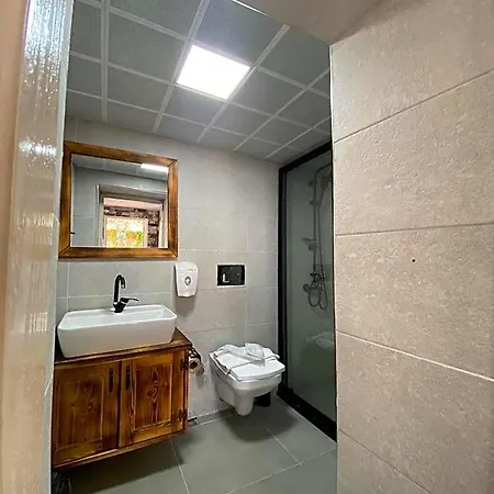 Imerek Tas Ev Alacati
