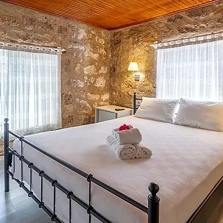 Imerek Tas Ev Alacati Hotel 3*