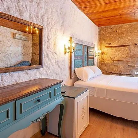 Imerek Tas Ev Alacati Hotel